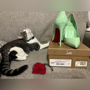 CL Hot Chick in “Tropique” (size 38)